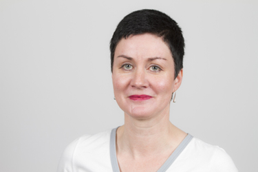 Kosmetikerin Katrin Heimpold